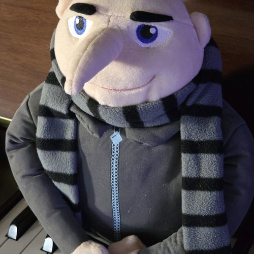 Minions Gru Despicable Me collectible like new