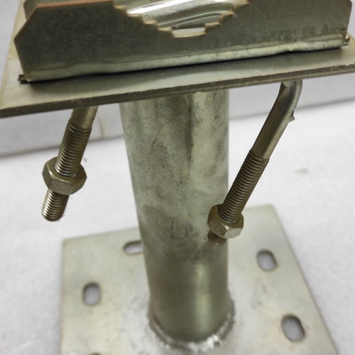 Galvanized square base for terrestrial antenna or satellite dish mast