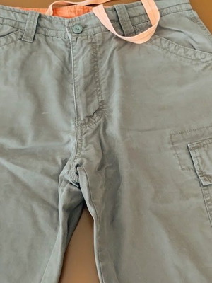 Napapijri Nore men's cargo shorts, khaki green