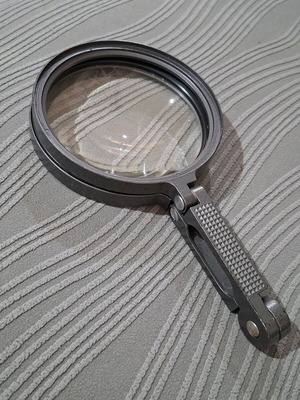 Magnifying glass USSR used with small crack