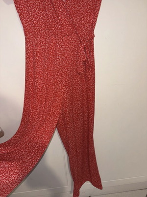 Pink Woman floral jumpsuit, medium, red and white