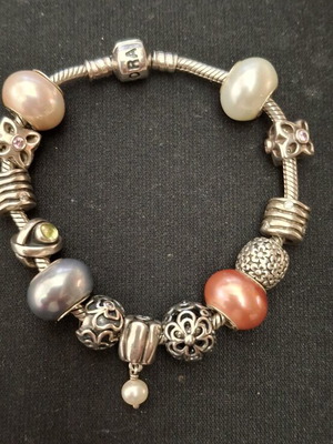 Βραχιόλι Pandora ασημένιο καινούργιο με 13 charms