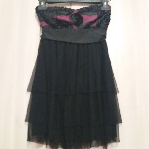 Strapless dress XS in excellent condition with belt
