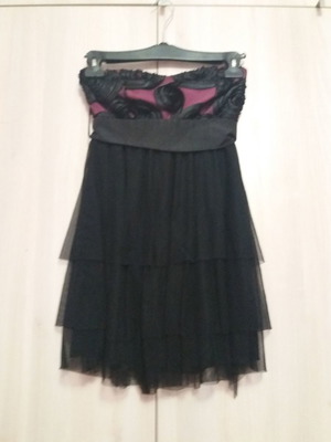 Strapless dress XS in excellent condition with belt