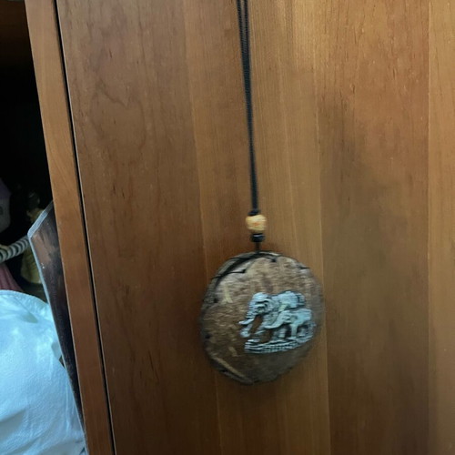 Hanging wallet from Thailand in excellent condition