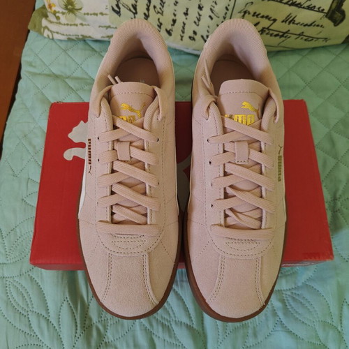 Puma Club II sneakers new, white and pink, size 39