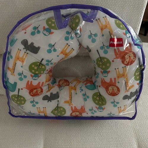Bobby Chicco Nursing Pillow like new with cover