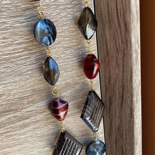 Jewelry set handmade black and red with gold metal elements