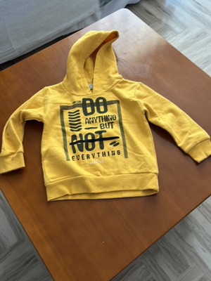 Hashtag shirt for 3 years old like new, yellow, 100% cotton