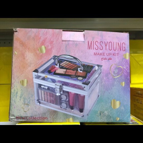 Miss Young Make Up makeup and beauty care case new