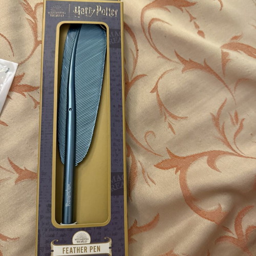 Peter Pan Collectible Feather Pen new