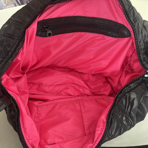 Marc by Marc Jacobs Quilted Nylon Shoulder Bag Black Pink like new