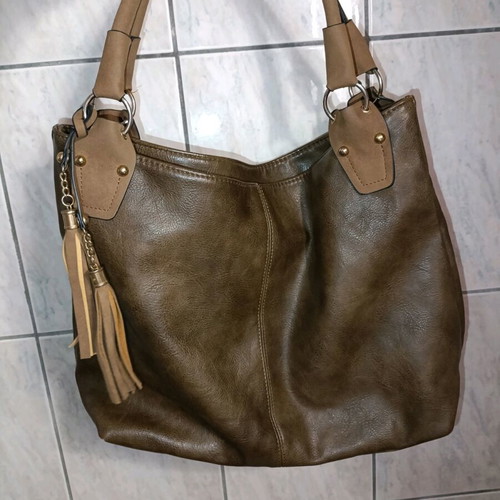 Brown shoulder bag like new made of eco leather