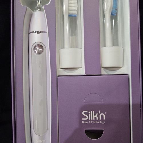 Silk'n SonicYou ultrasonic toothbrush new with 2 heads and charger