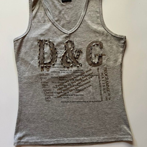 Dolce & Gabbana grey blouse like new with prints and beads
