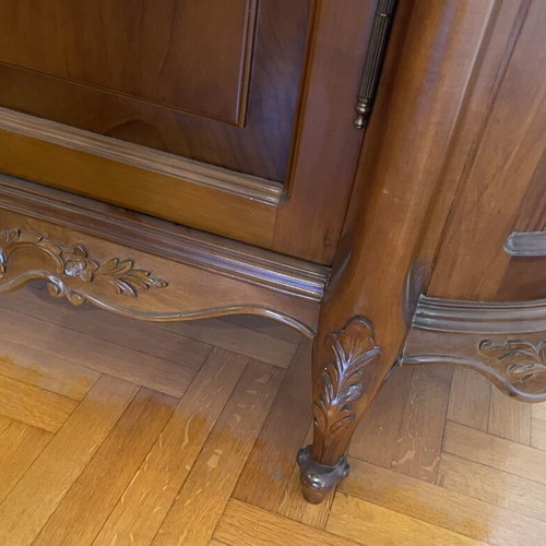 Classic Rococo Style Showcase like new, solid wood