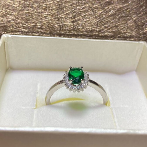Silver handmade ring 925 with green zircon stone new