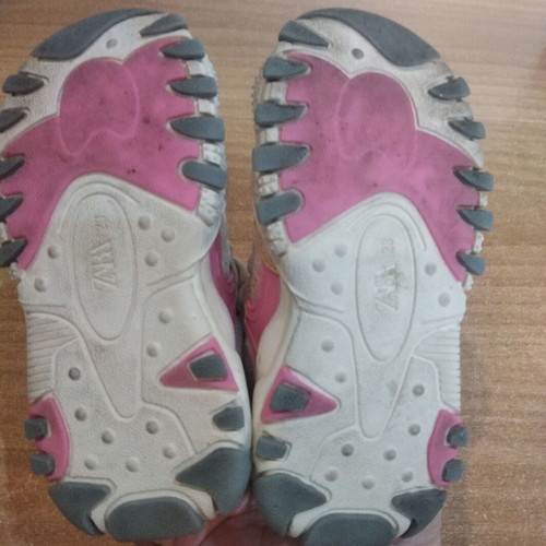 Zara athletic shoes size 23 used, gray and pink for girls