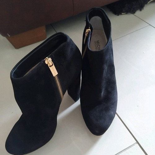 Michael Kors black mini boots used size 37-38