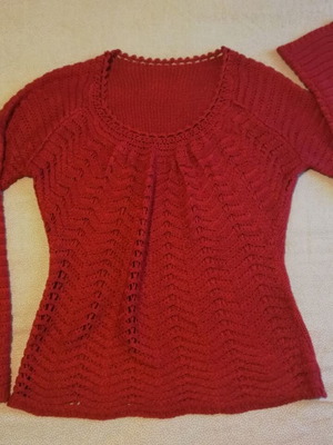Knitted blouse red like new size M