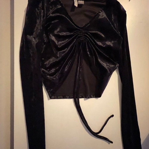Velvet top H&M black like new, size S