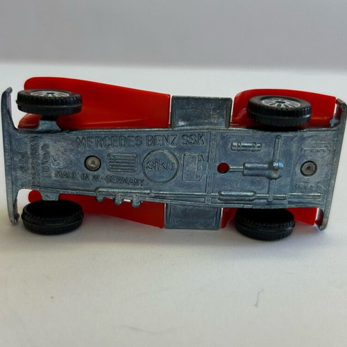 Siku 1074 Mercedes-Benz SSK toy car like new