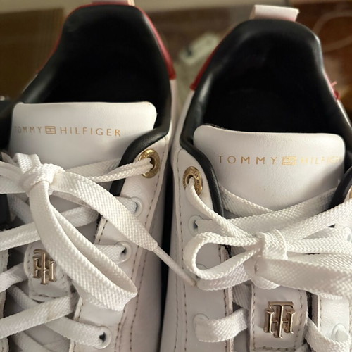 Tommy Hilfiger leather sneakers used, size 38, white