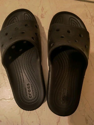 Crocs παντόφλες μαύρες 38-39, ανδρικές και παιδικές, σε άριστη κατάσταση