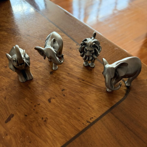 Set of 4 Metal Decorative Animals – Lion and Elephants