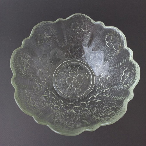 Set of 2 vintage embossed glass salad bowls Ortnerwieres like new