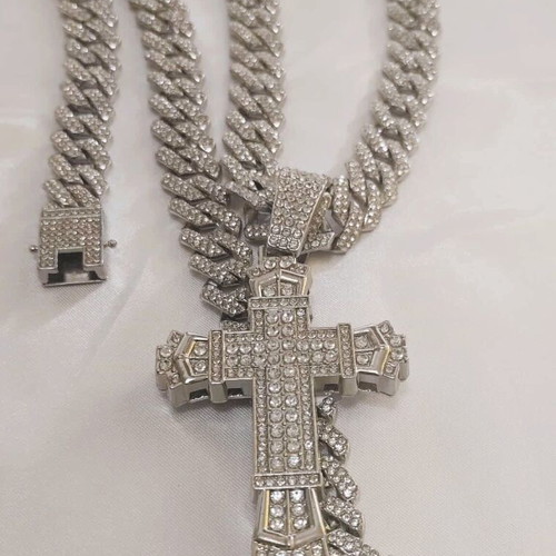 Cross necklace iced out style with zirconia on silver chain new