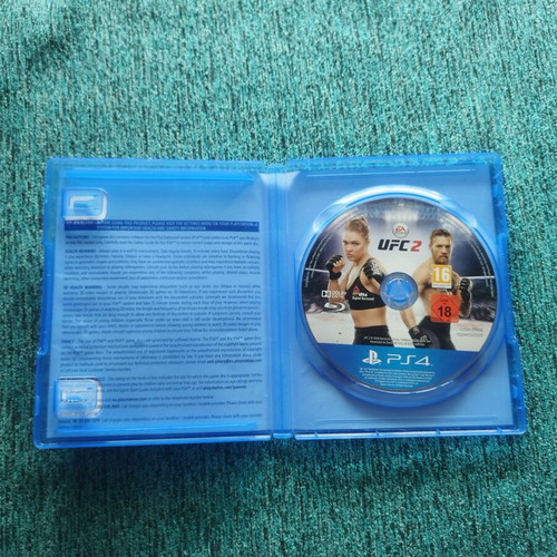 UFC 2 PlayStation 4 game used, fighting sports