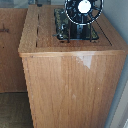 Elco Vintage Sewing Machine in Wooden Console used