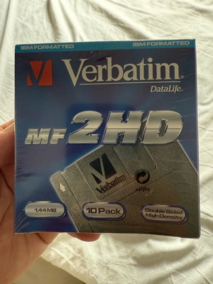 Δισκέτες Verbatim floppy disc 3.5” HD σαν καινούργιες, πακέτο 10