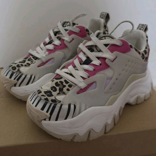 Buffalo chunky sneakers animal mix like new, size 38