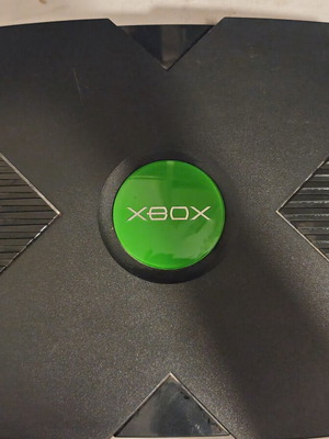 Xbox Original κονσόλα με χαλασμένο τροφοδοτικό