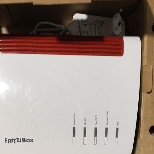 Fritz box 7590 slightly used with all accessories