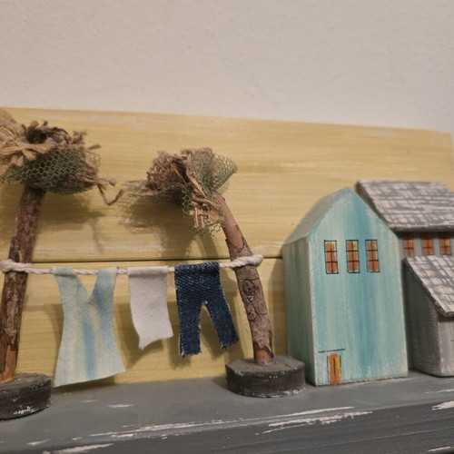 Handmade wooden hanger like new with 3D design