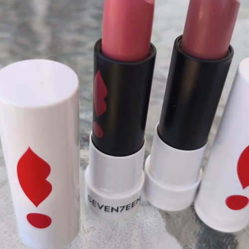 Seventeen lipstick set like new, nude shades, 2 pieces