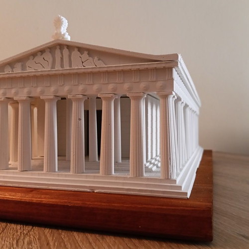 Model of the Parthenon like new, porcelain on wood