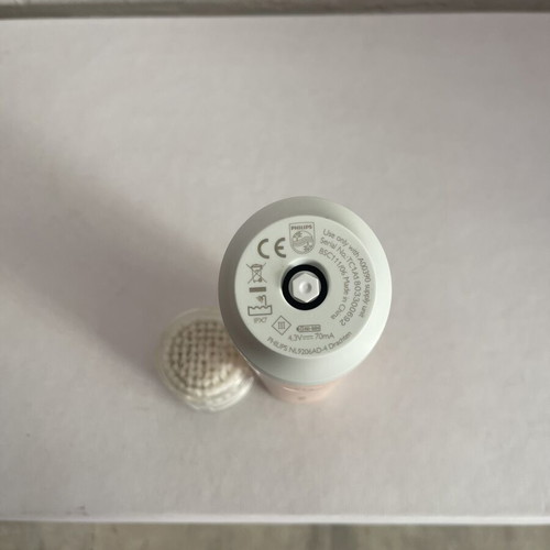 Philips Waterproof Facial Cleansing Brush like new