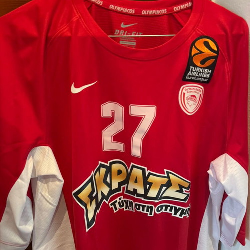 Olympiacos basketball training jersey like new, size Large