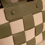 Two-tone handbag like new, white and green, shoulder strap