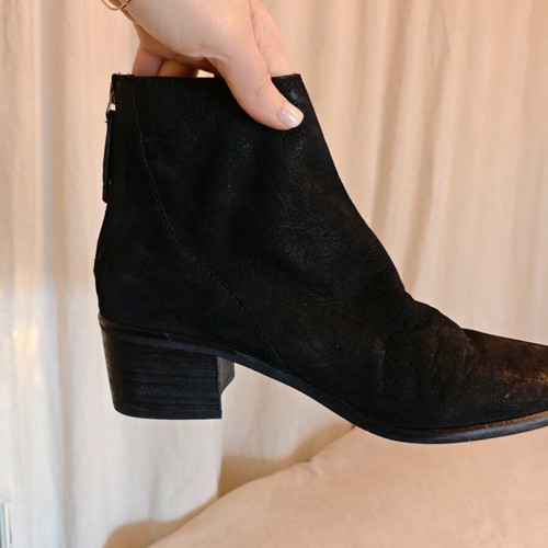 Dolce Vita leather ankle boots used, black