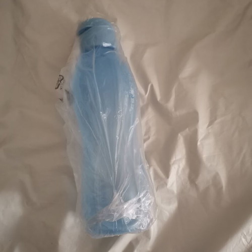 Tupperware bottle 750 ml new