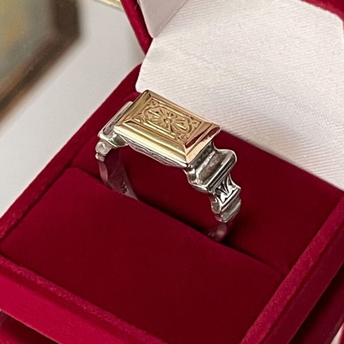 Gerochristo Classic Ring in 18K Gold and Sterling Silver like new