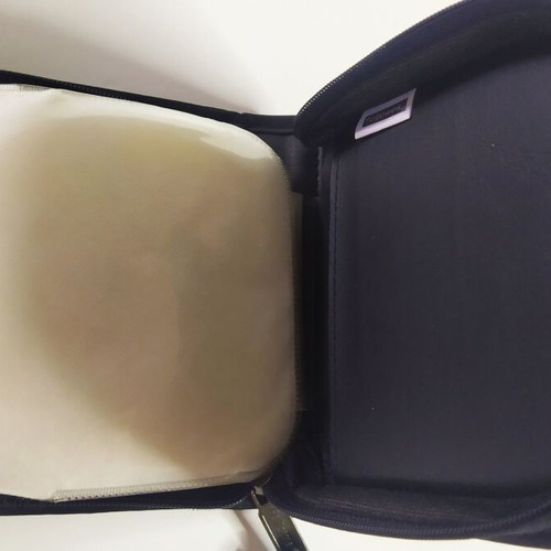 Fellowes portable case for 12 CDs like new