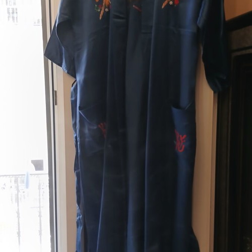 Women's satin kimono robe L/XL blue with embroidery like new
