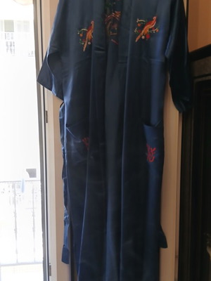 Дамска сатенена кимоно роба L/XL синя с бродерия като нова