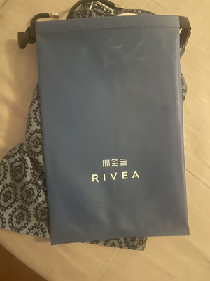 Μαγιό Rivea καινούργιο, μέγεθος M, πράσινο με τσάντα